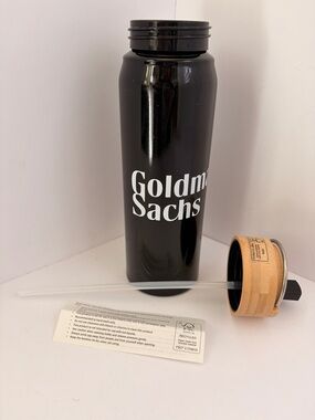 GOLDMAN SACHS💰
Black Stainless Steel Travel Bottle with Bamboo Lid